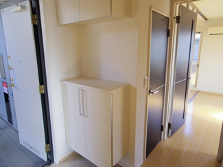 【玄関】 | ラ　ルーナA