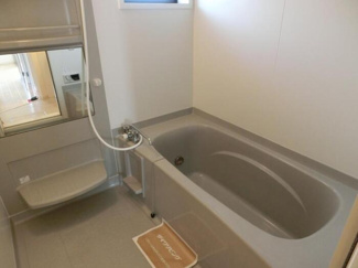 【浴室】 | ラ　ルーナA