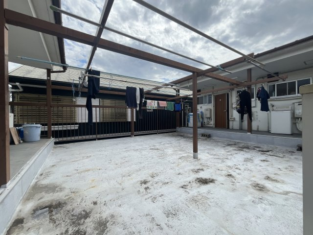 白楊荘のバルコニー