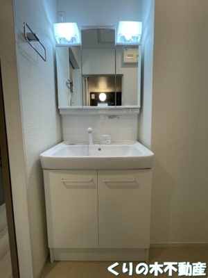 【洗面所】 | プレフェリート・Ⅲ | 同タイプのお部屋の写真です（現況を優先致します）