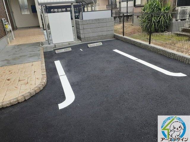 コンフォール　ライフの駐車場|車をお持ちの方に嬉しい駐車場付きの物件です