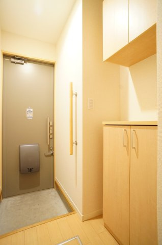 Rosettoの玄関|シューズボックス+手摺