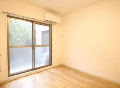 【居間・リビング】 | カーササクラ2番館