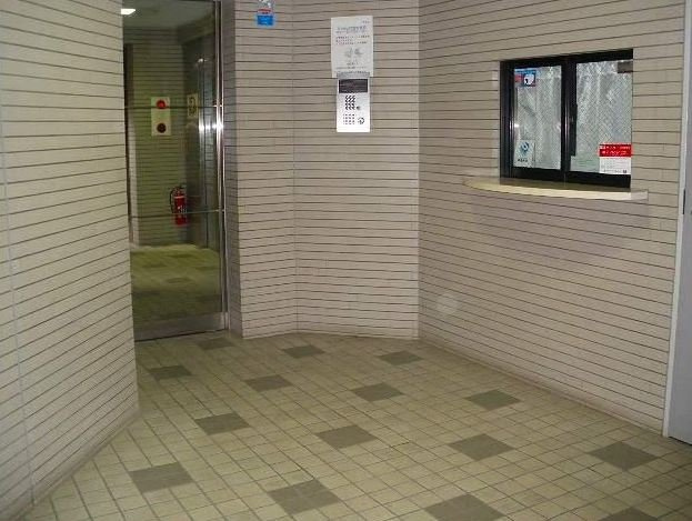 ロイヤルパレス四ツ谷のロビー|ロイヤルパレス四ツ谷