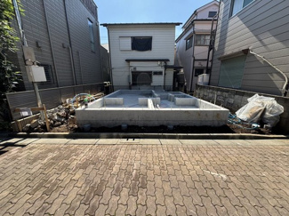 【外観】 | 現地、基礎工事が始まりました♪　周辺はとても静かな住環境で永住に相応しい住環境で御座います♪ 周辺環境も合わせてご案内致しますのでお気軽にお問合せ下さい。