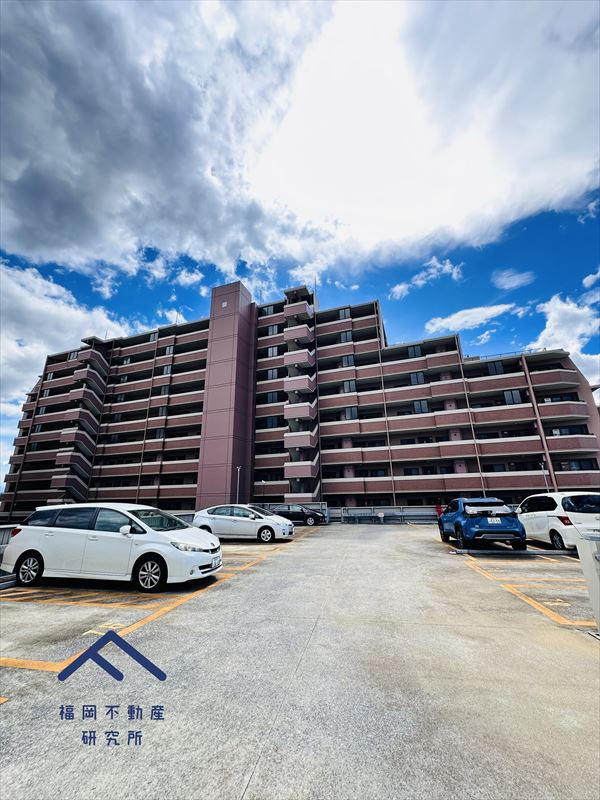 アプローズ香住ケ丘の外観