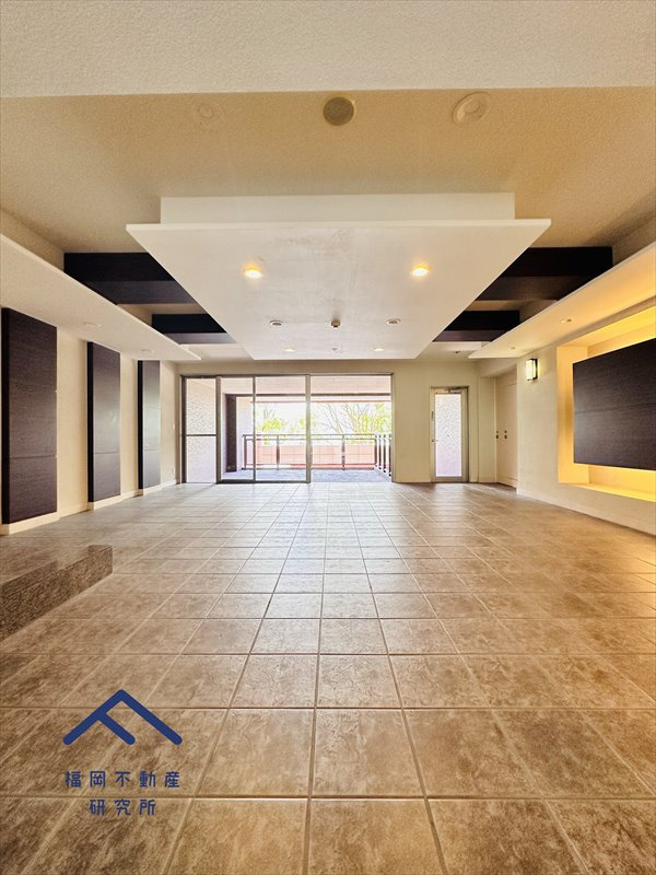 アプローズ香住ケ丘のエントランス