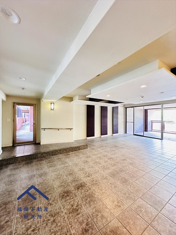 アプローズ香住ケ丘のエントランス