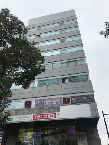 新横浜SRビルの外観