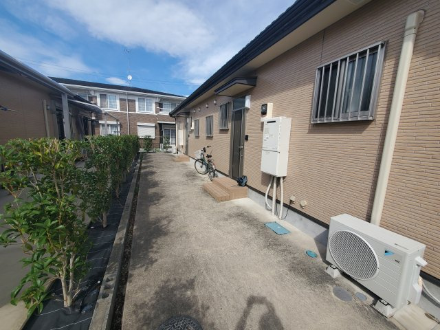 グリーンメイトⅢAのエントランス