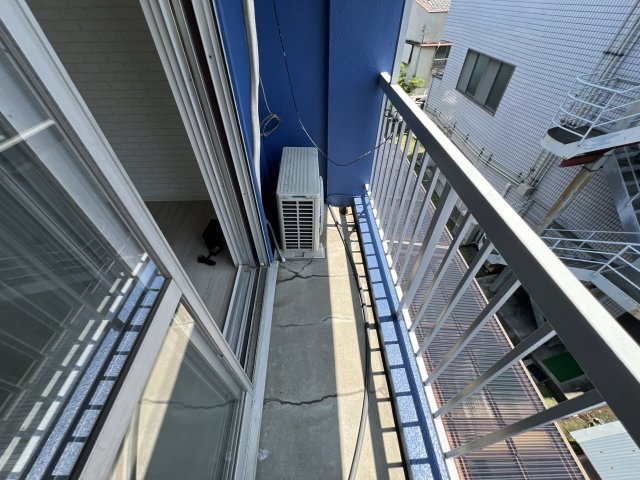 MISTRAL手柄山平和公園前IIのバルコニー