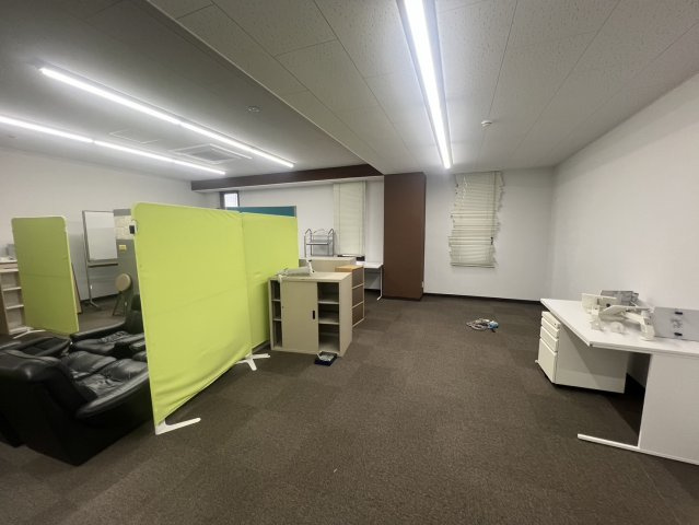 康生通西 野畑証券第2ビルの内装