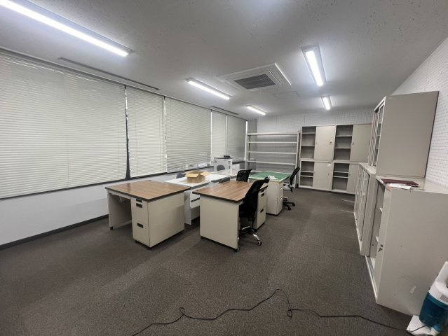 康生通西 野畑証券第2ビルの内装