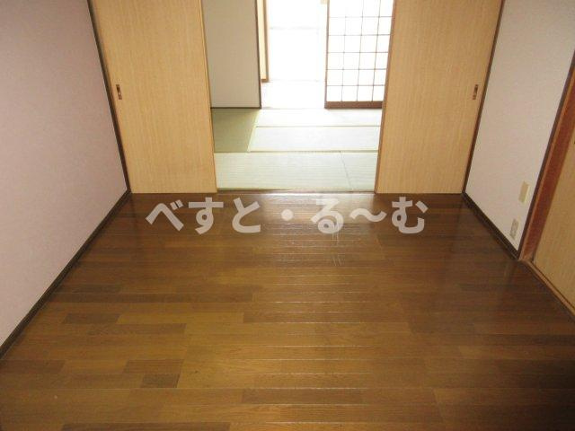 オークラハイツの居間・リビング