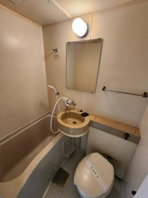 ウエストヴィラージュⅡの浴室|ユニットバス