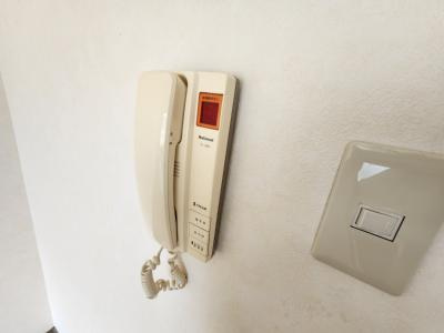 ウエストヴィラージュⅡのセキュリティ|インターホン