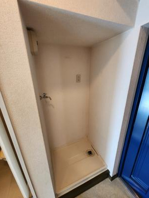 ウエストヴィラージュⅡの設備|室内洗濯機置き場