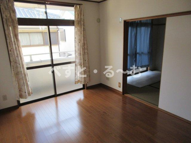 マンションサエイの洋室
