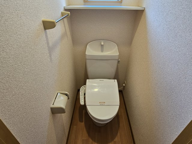 コルナスコートA棟のトイレ