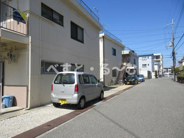 第2山楽荘の駐車場