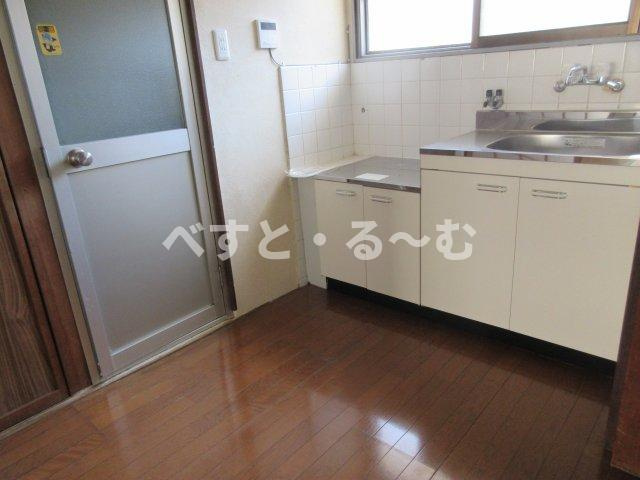 第2山楽荘のキッチン