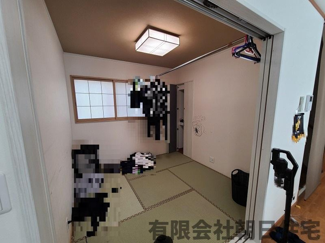 【和室】 | 東出雲町揖屋築浅戸建 | リビング横に和室もあります