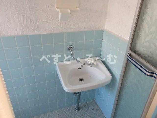 白水平屋の洗面所