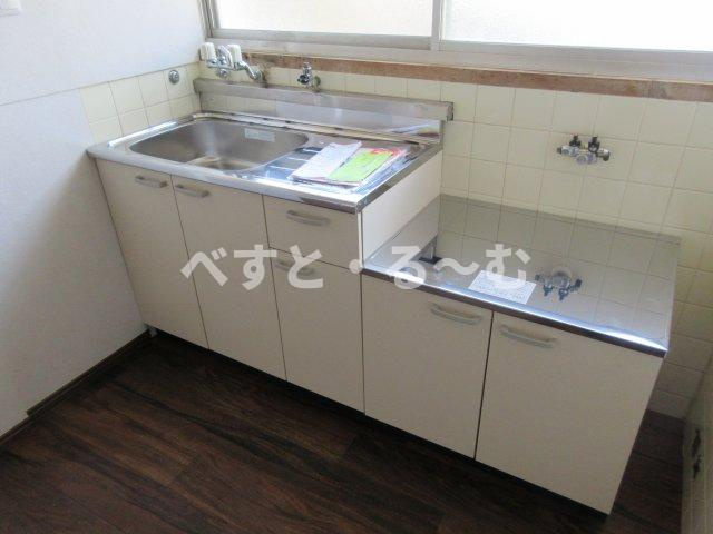 白水平屋のキッチン