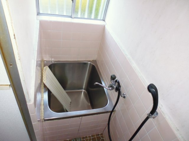 塩屋グリーンハイツ1の浴室