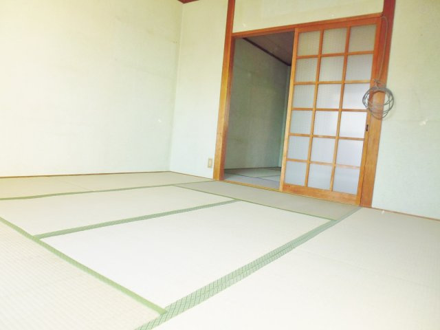 塩屋グリーンハイツ1の和室
