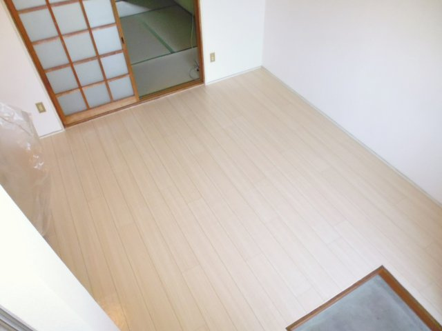 塩屋グリーンハイツ1の居間・リビング