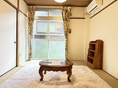  | ユトリロ三谷