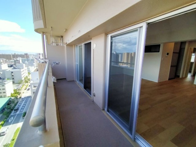 【バルコニー】 | 鶴見緑地コーポ