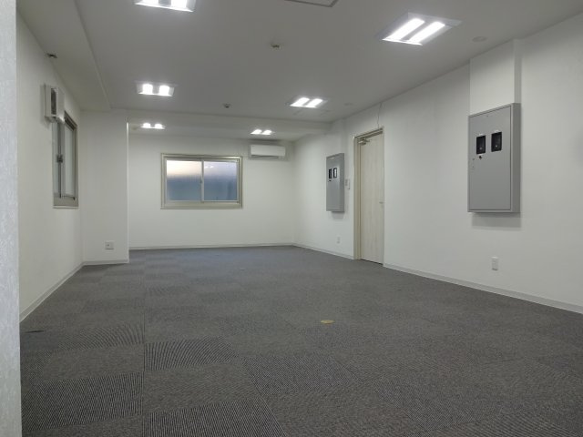 フクダ不動産堺筋本町ビルの内装