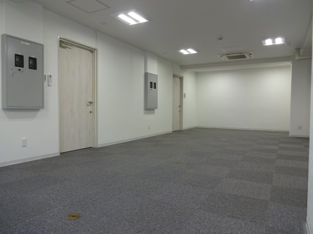 フクダ不動産堺筋本町ビルの内装
