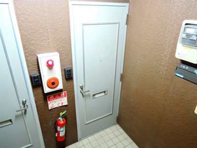 【玄関】 | プラムコート