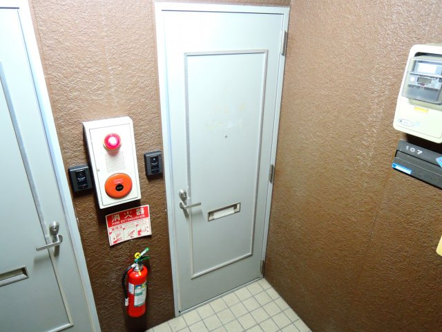【玄関】 | プラムコート