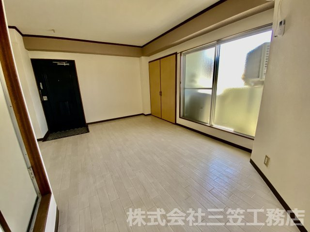 寝屋川市平池町の賃貸マンションの洋室