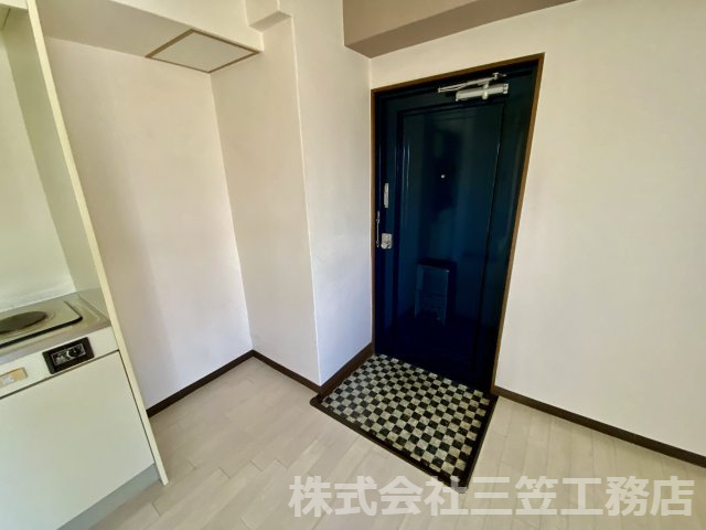 寝屋川市平池町の賃貸マンションの玄関