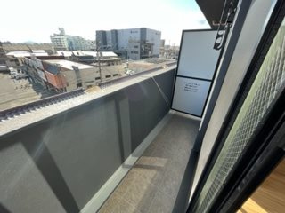 【バルコニー】アロウル大元駅前
