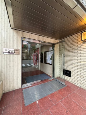 【エントランス】 | センチュリーメモリアル島津山