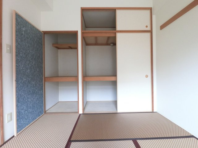 アウラ１０の収納