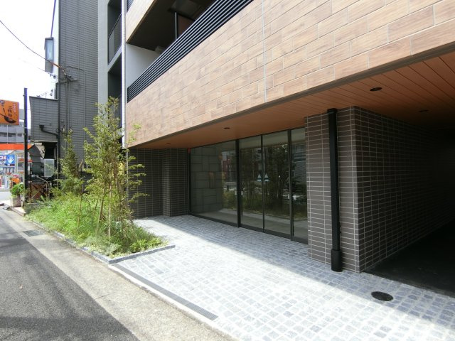 クレヴィスタ武蔵中原Ⅱのエントランス