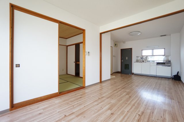 コーポあおき3の居間・リビング