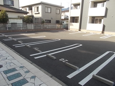 【駐車場】 | シャン・ド・フルール　Ⅱ | 駐車場