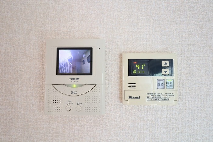 メープルハイム Aのセキュリティ|モニタ付きインターホン