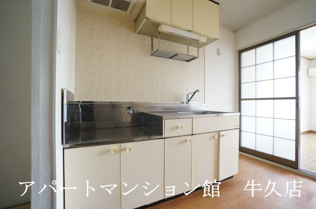 ライトハウス ⅠⅡのキッチン|キッチン