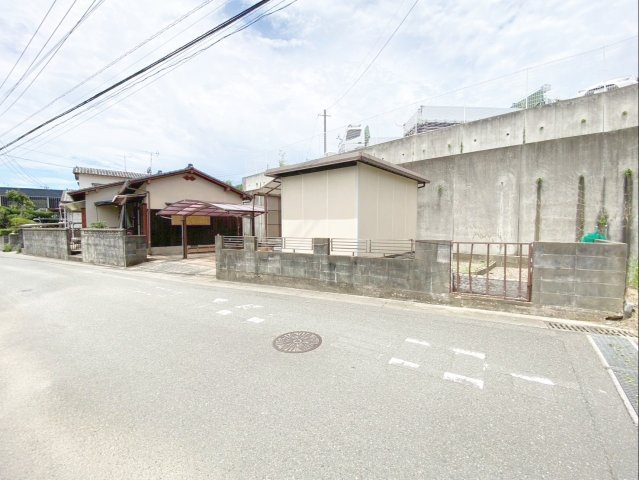 糟屋郡篠栗町津波黒3丁目　中古戸建の前面道路含む現地写真|前面道路含む現地写真です