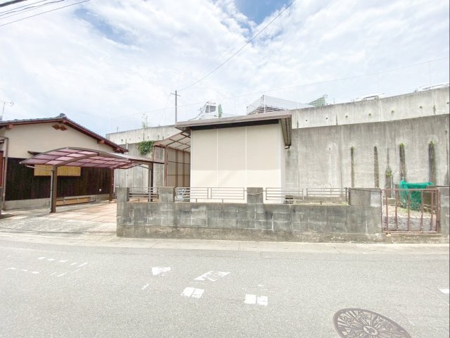 糟屋郡篠栗町津波黒3丁目　中古戸建の前面道路含む現地写真|前面道路含む現地写真です