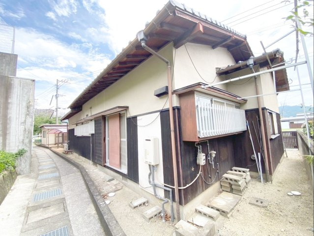 糟屋郡篠栗町津波黒3丁目　中古戸建の外観|物件裏側の外観です